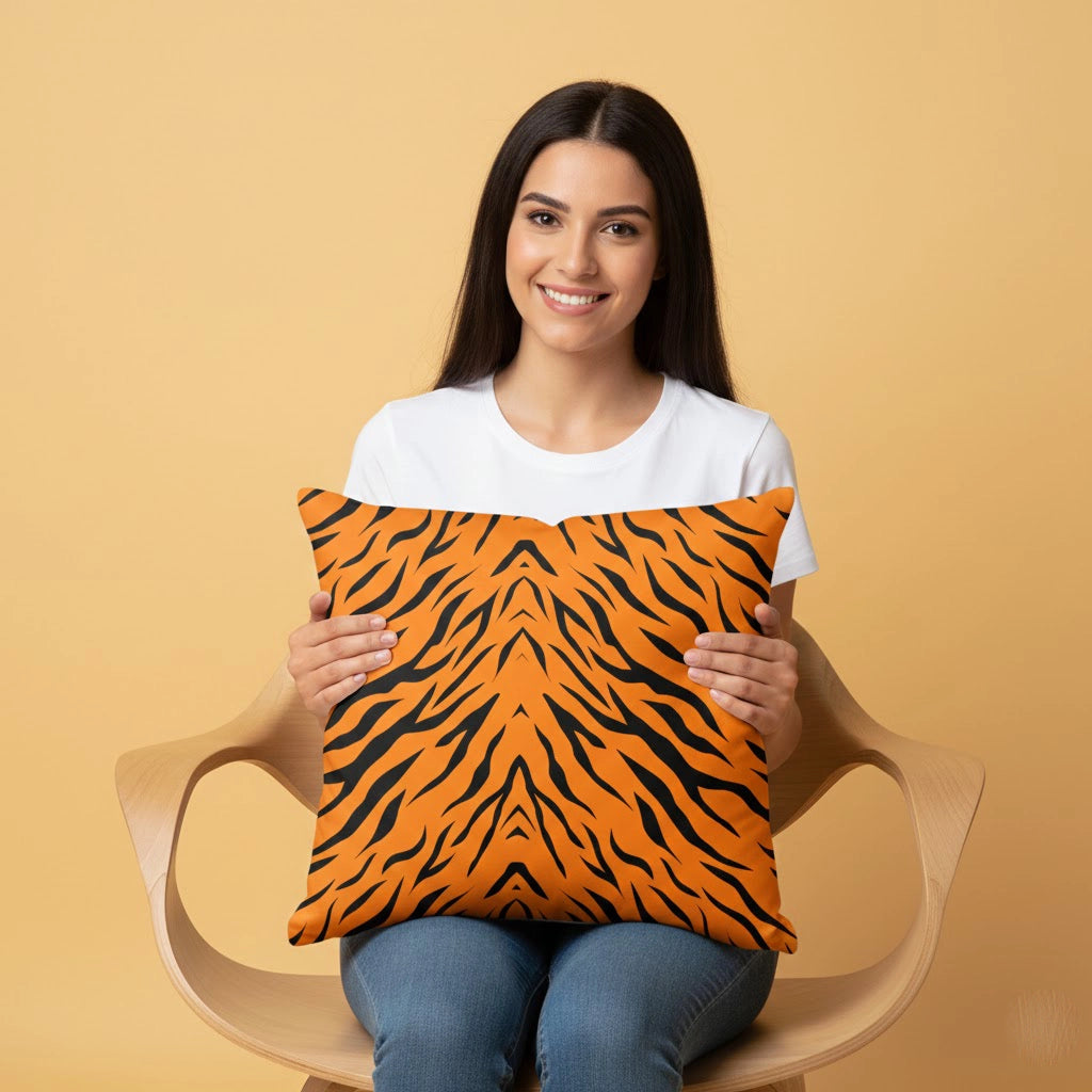Tiger Cushion